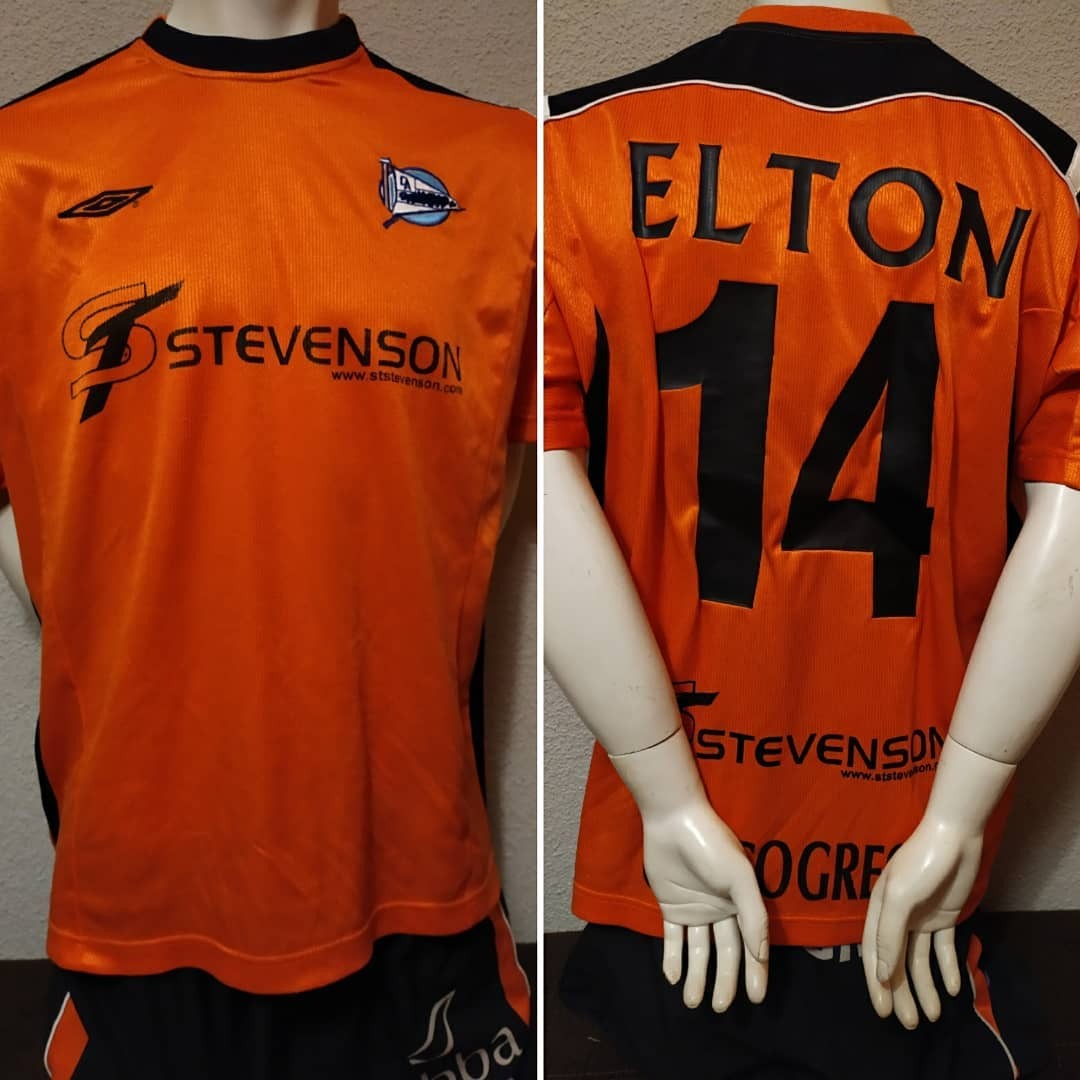 Deportivo Alavés 2005-06 Away Kit