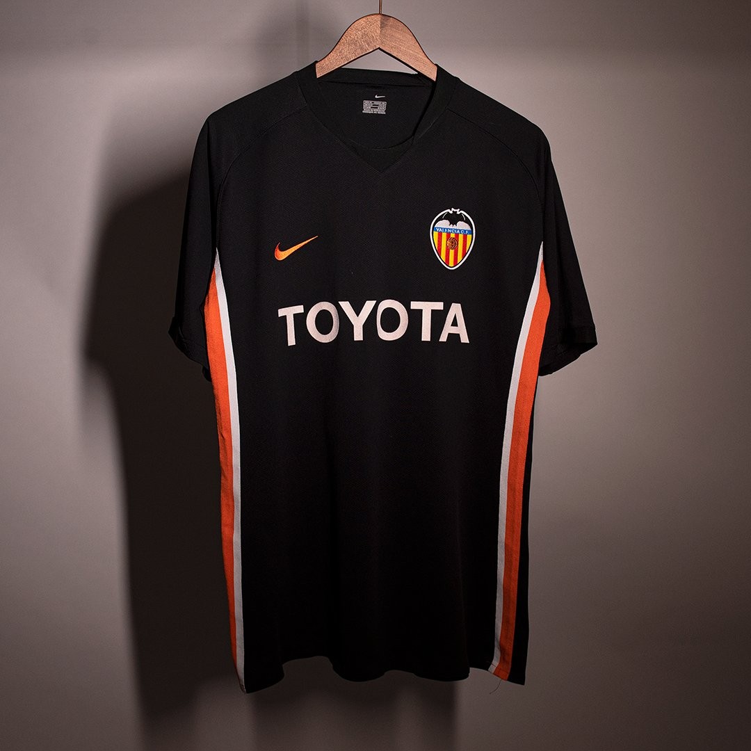 Valencia CF 2006-07 Away Kit