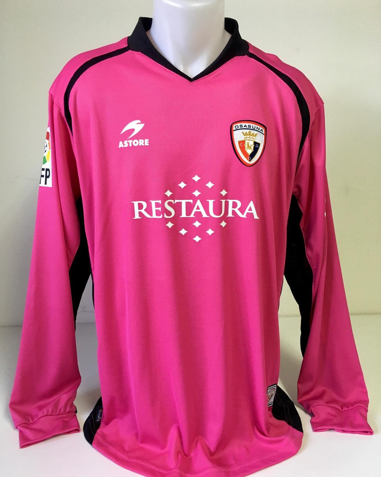 CA Osasuna 2006-07 GK Kit