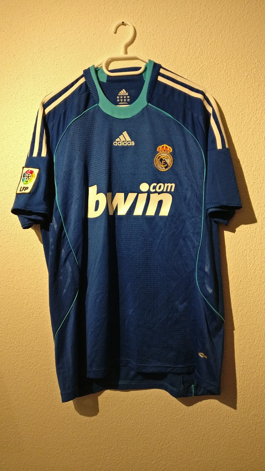 Real Madrid 2008-09 Away Kit
