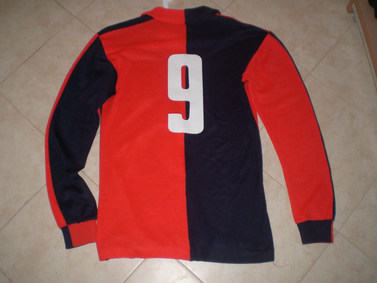Genoa CFC 1976-77 Home Kit