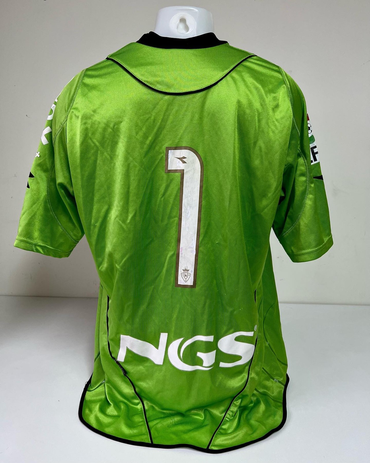 CA Osasuna 2008-09 GK 1 Kit