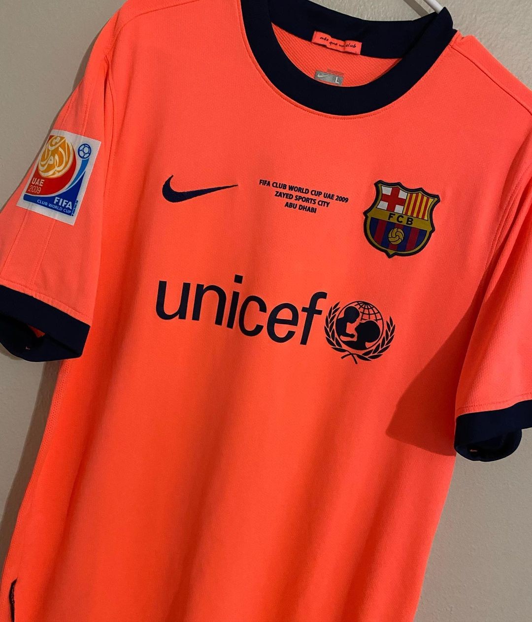 FC Barcelona 2009-10 Club World Cup Away Kit