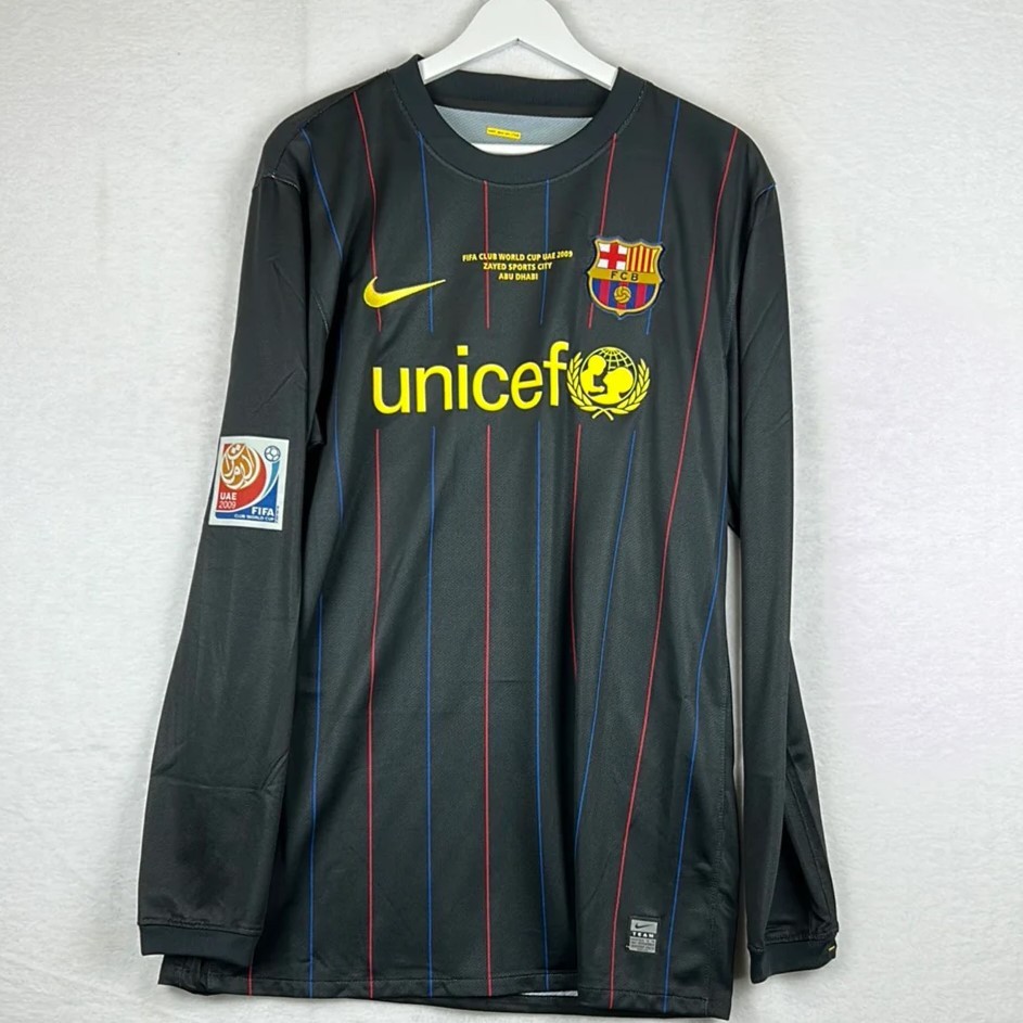 FC Barcelona 2009-10 GK Club World Cup Kit