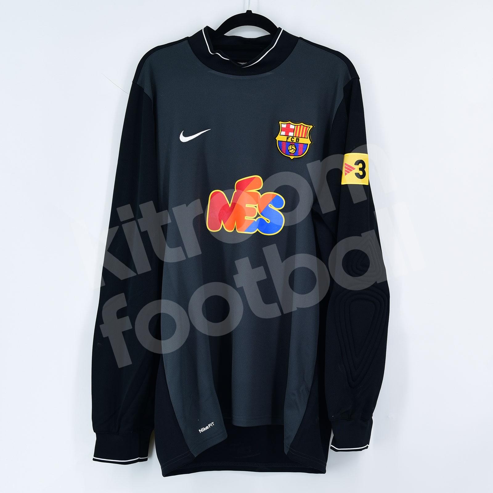 FC Barcelona 2009-10 GK Special Kit