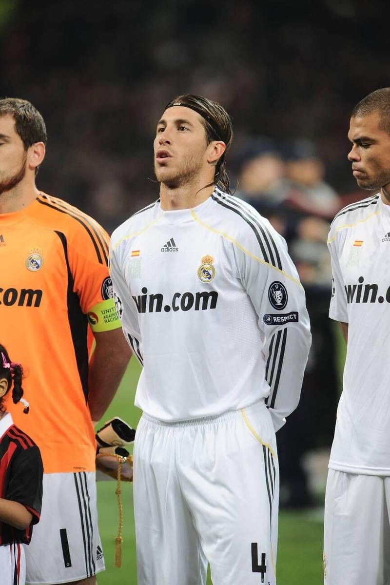 Real Madrid 2009-10 Champions League Home V2 Kit