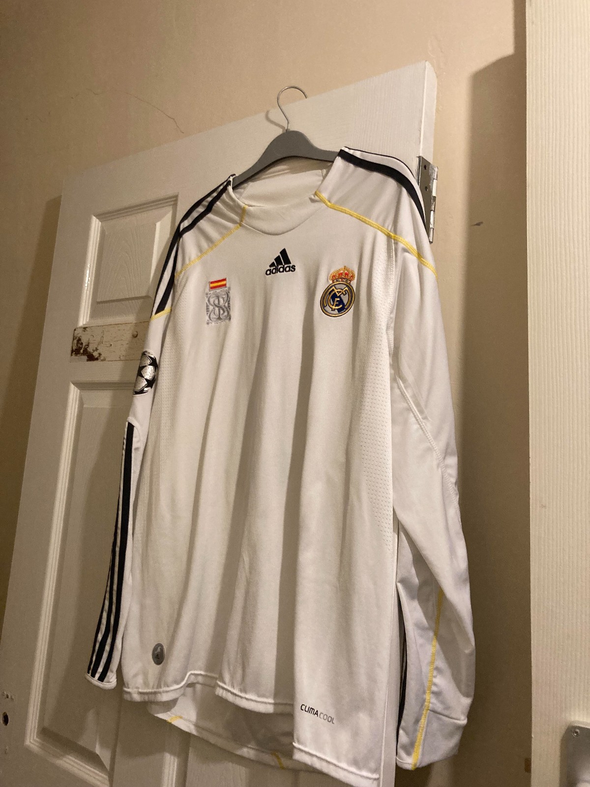 Real Madrid 2009-10 Champions League Home V3 Kit