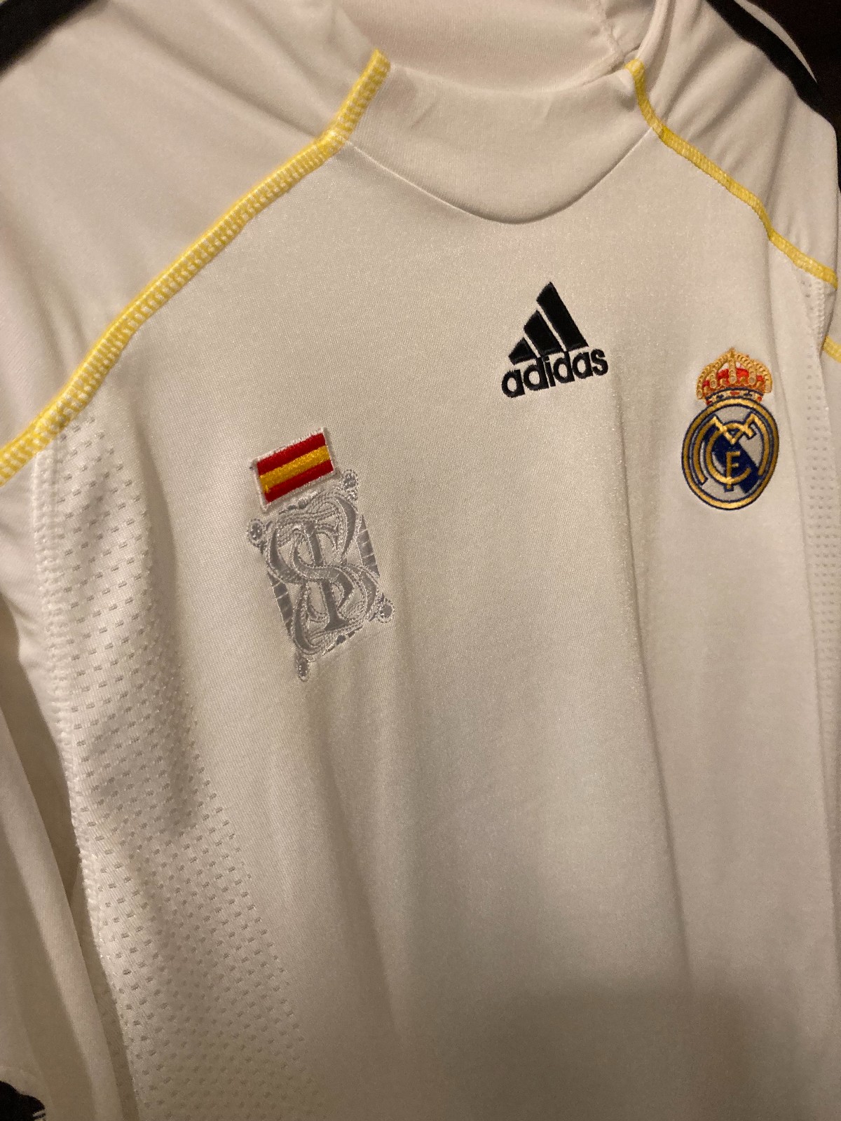 Real Madrid 2009-10 Champions League Home V3 Kit