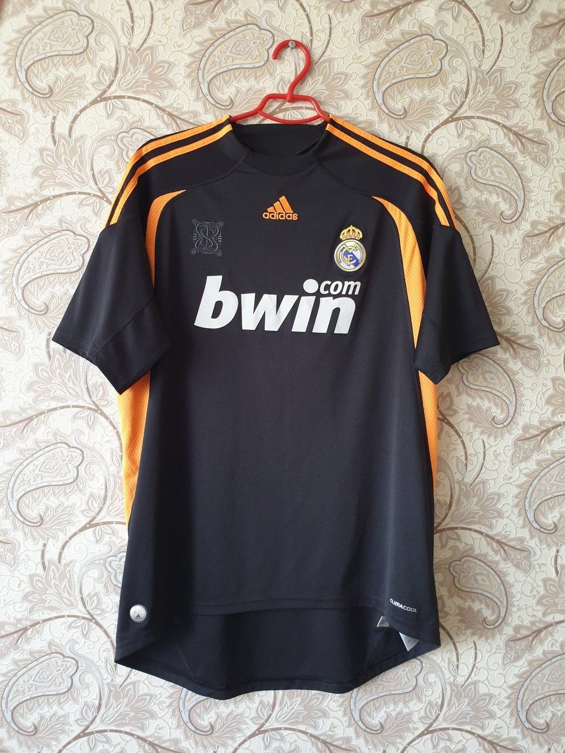 Real Madrid 2009-10 GK 1 Kit