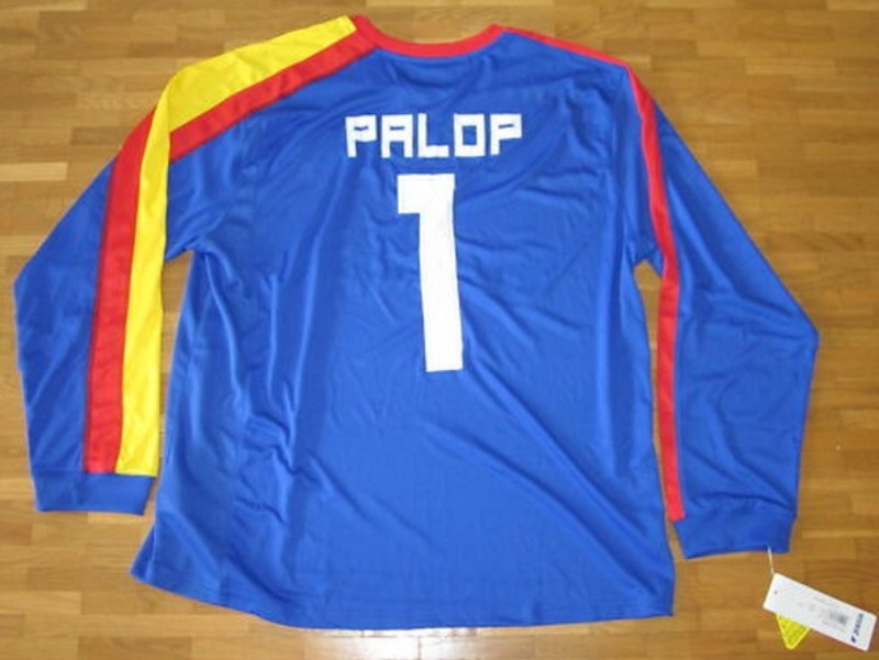 Sevilla FC 2009-10 GK 2 Kit