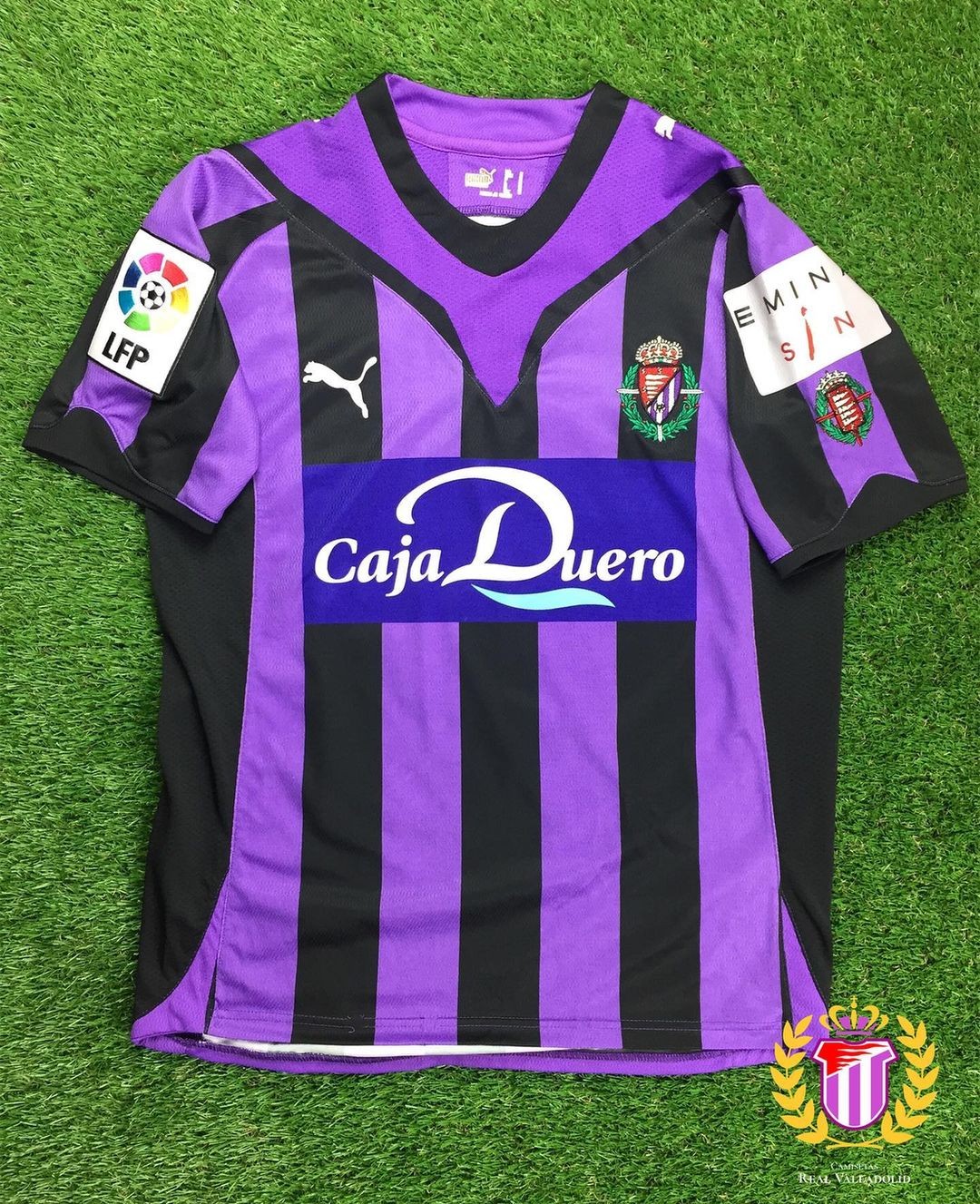 Real Valladolid 2009-10 Away Kit