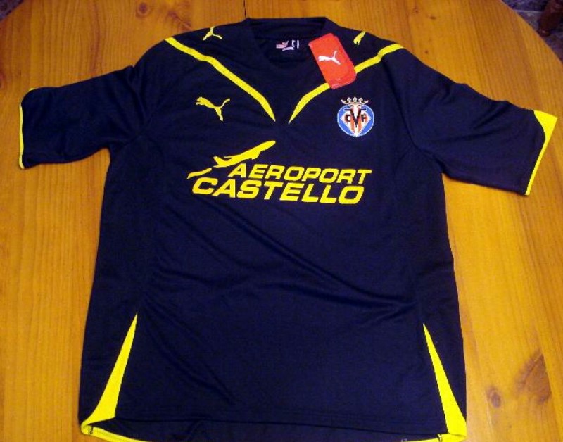 Villarreal CF 2009-10 Away Kit