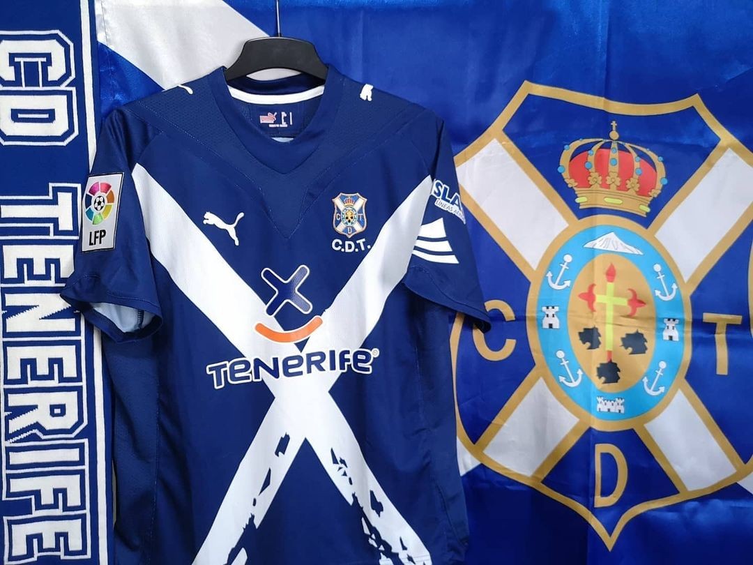 CD Tenerife 2009-10 Away Kit