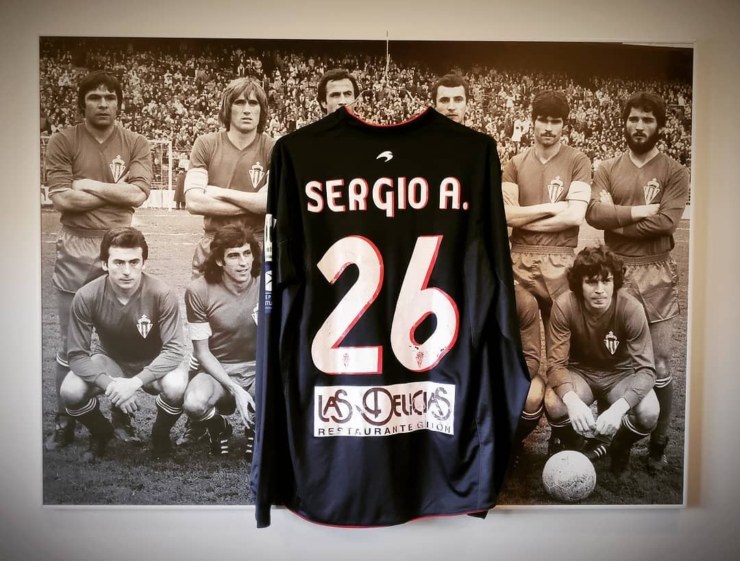 Sporting Gijón 2009-10 Third Kit