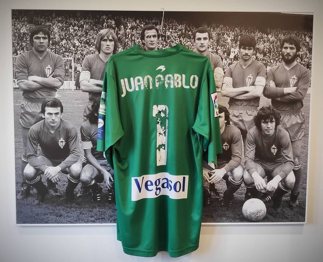 Sporting Gijón 2009-10 GK Kit