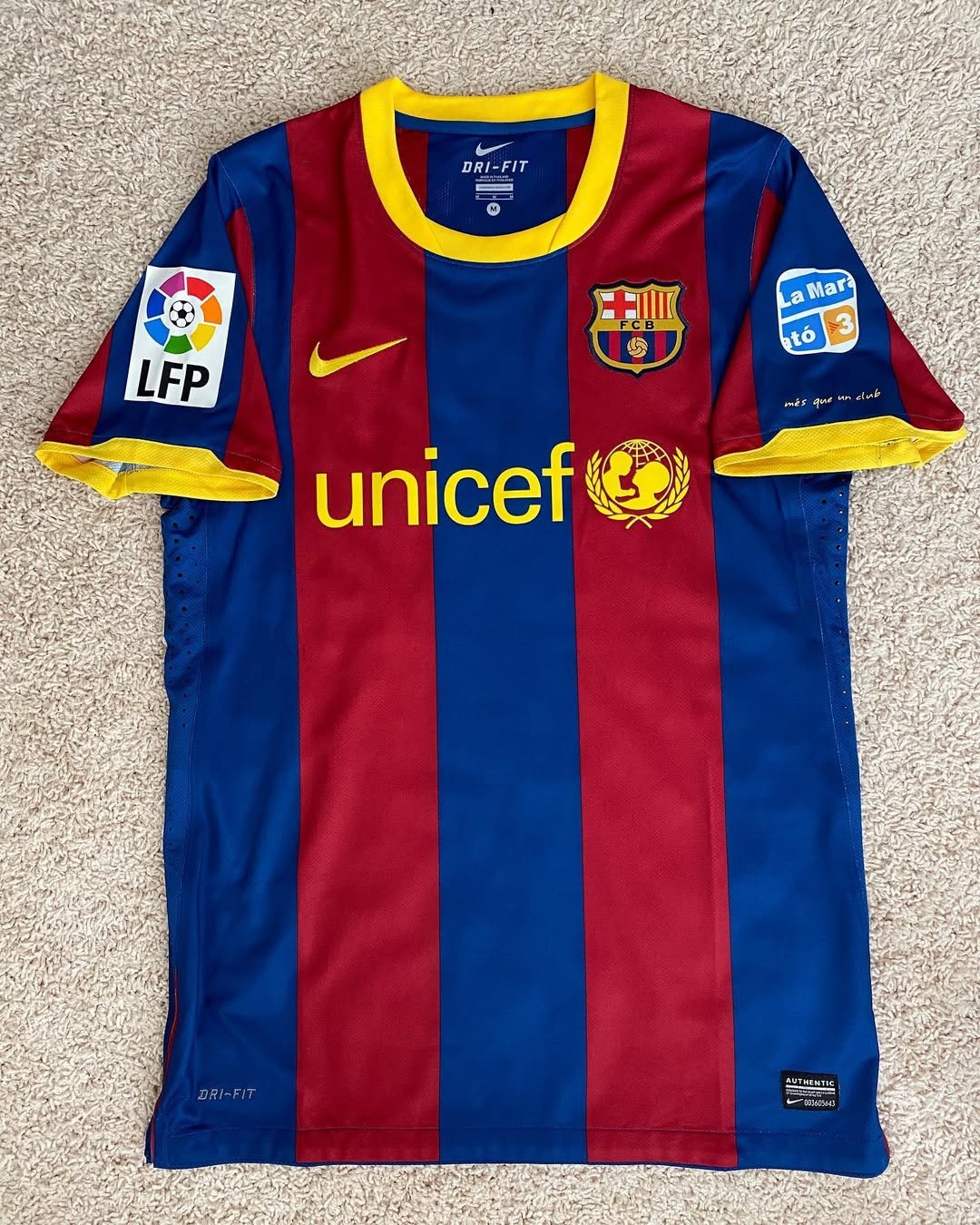 FC Barcelona 2010-11 Home V3 Kit