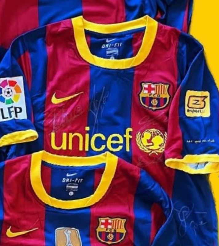 FC Barcelona 2010-11 Home V4 Kit