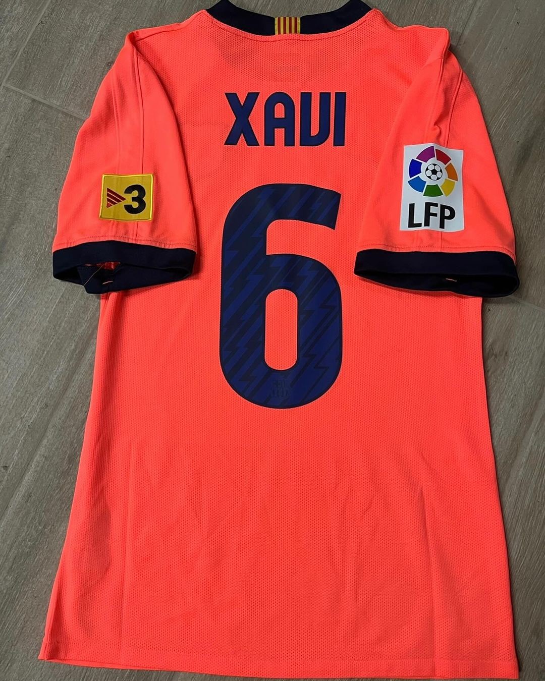 FC Barcelona 2010-11 Third V2 Kit