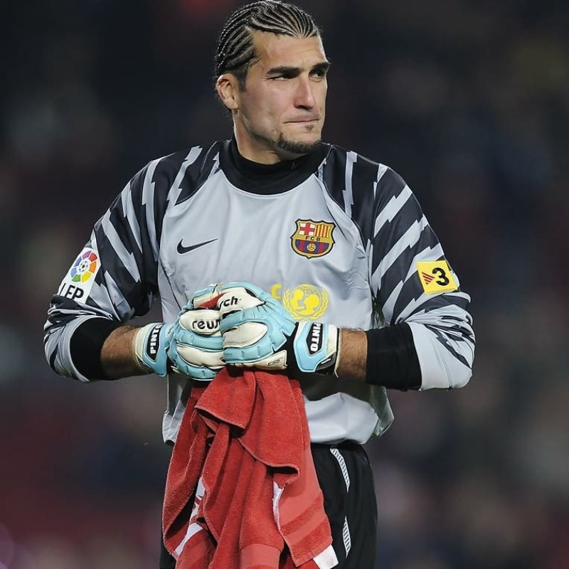 FC Barcelona 2010-11 GK 4 Kit