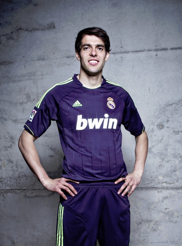 Real Madrid 2010-11 Third Kit