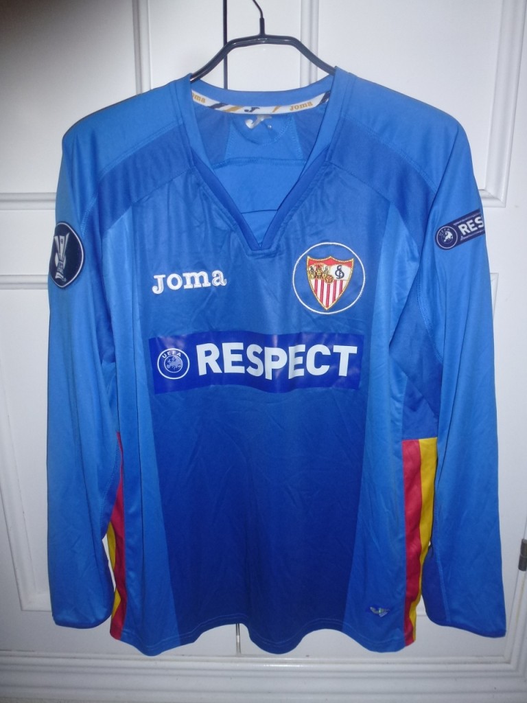 Sevilla FC 2010-11 European Away Kit