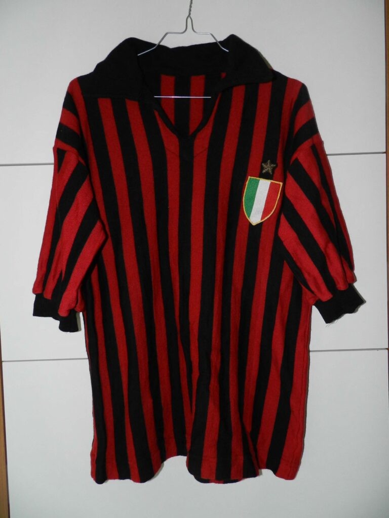 AC Milan 1979-80 Home Kit