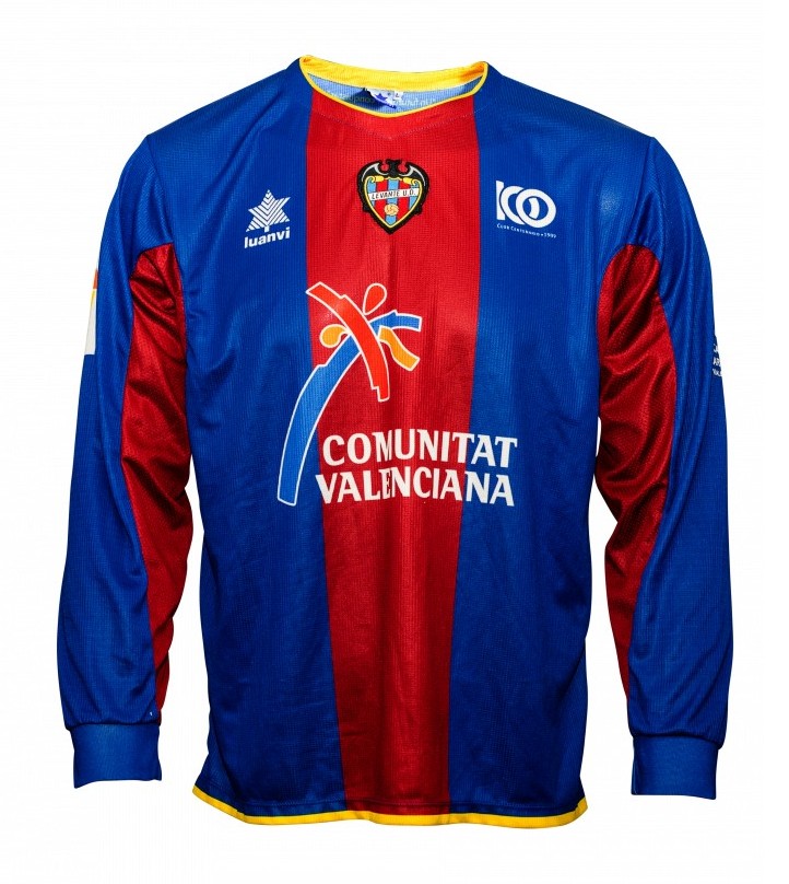 Levante UD 2010-11 Home Kit