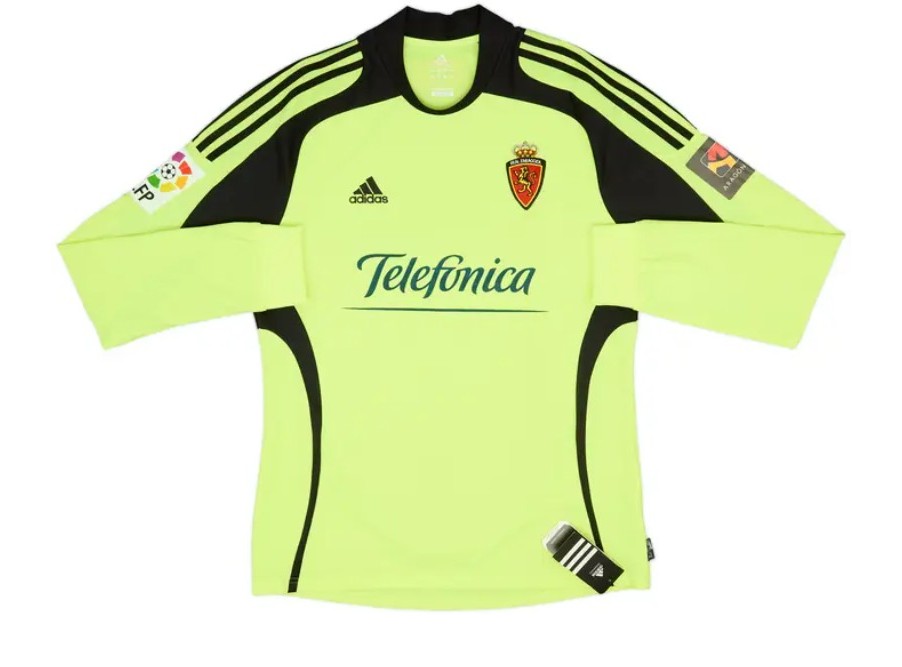 Real Zaragoza 2010-11 Away Kit