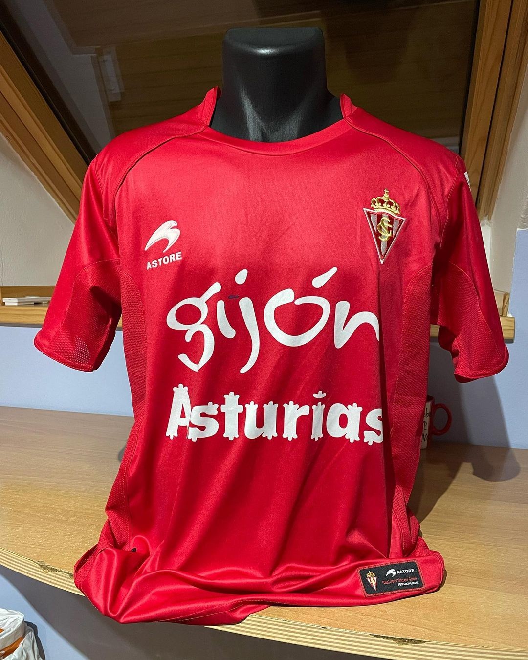 Sporting Gijón 2010-11 Away Kit