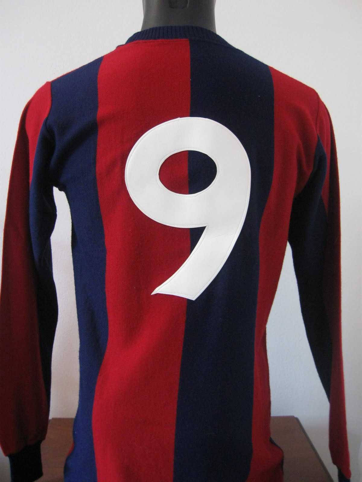 Bologna FC 1979-80 Home Kit