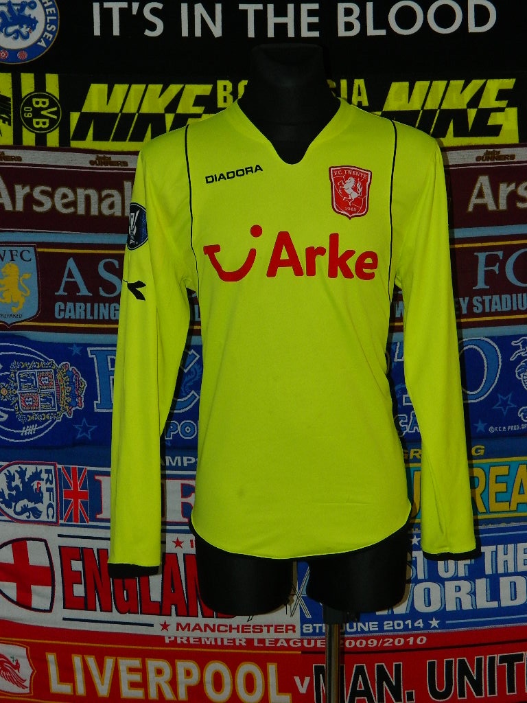 FC Twente 2008-09 GK 2 Kit