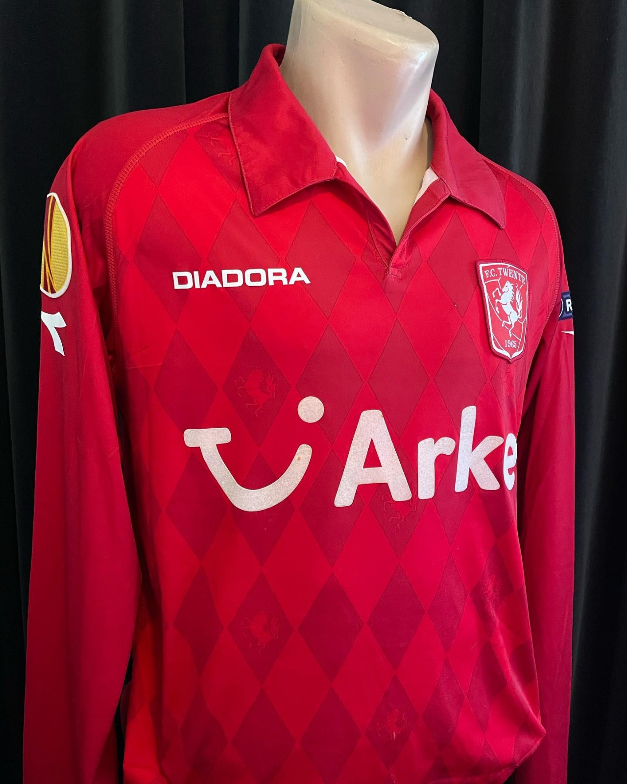 FC Twente 2010-11 European Home Kit