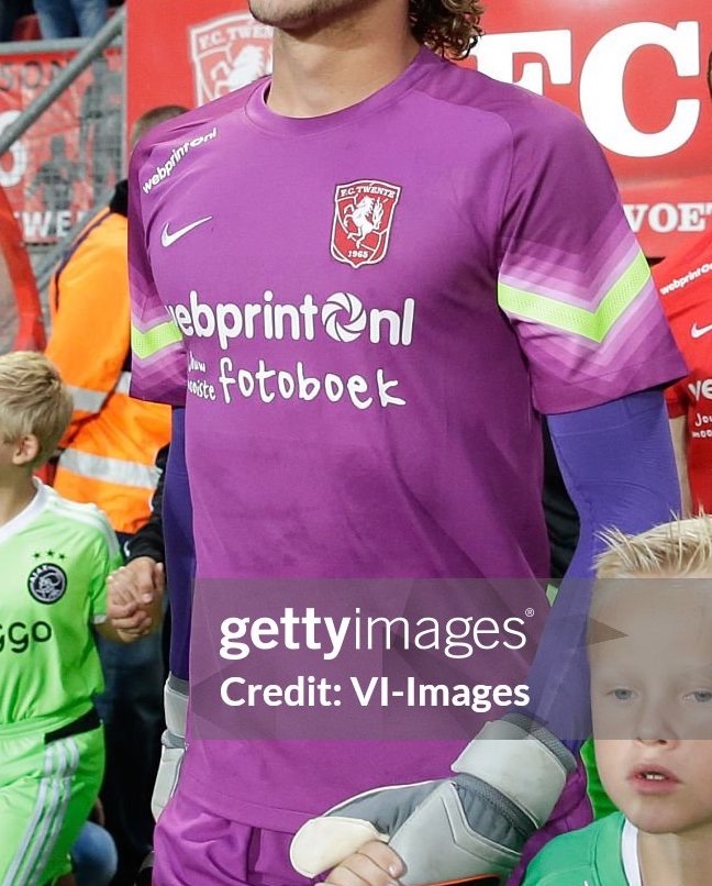 FC Twente 2015-16 GK 2 Kit