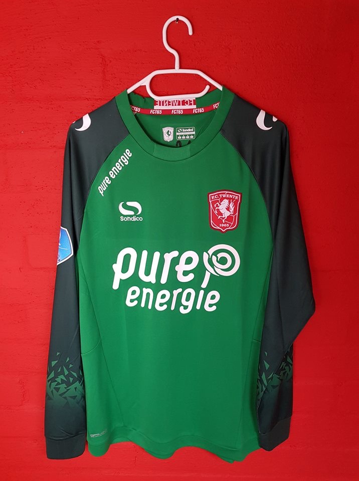 FC Twente 2017-18 GK 2 Kit