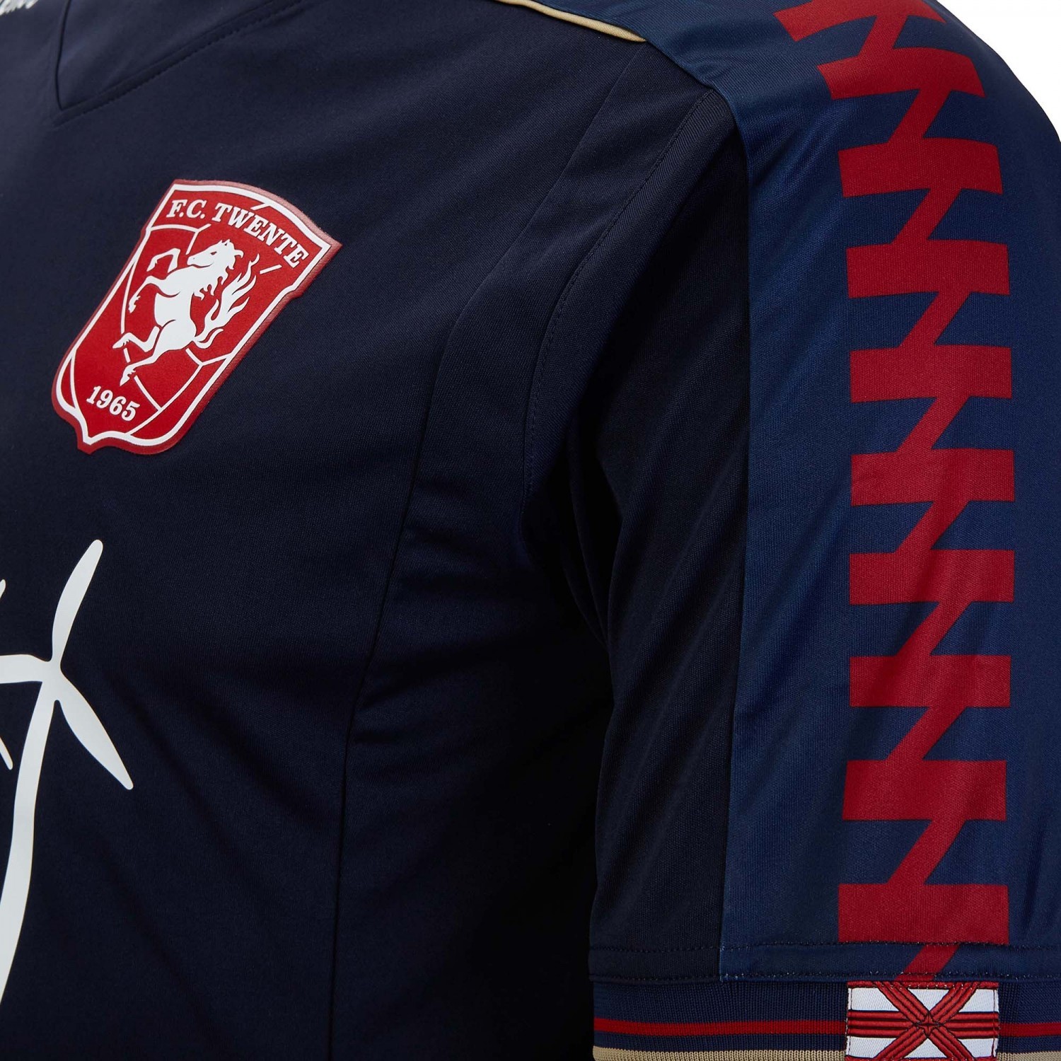 FC Twente 2020-21 Away Kit