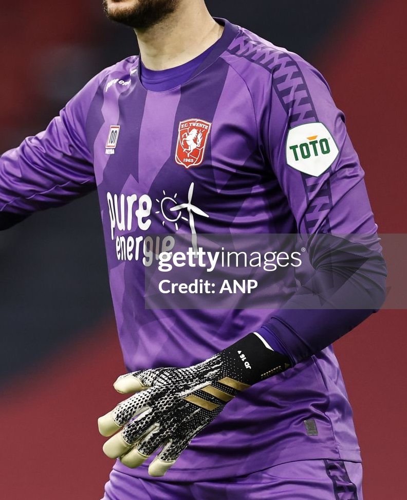 FC Twente 2020-21 GK 3 Kit