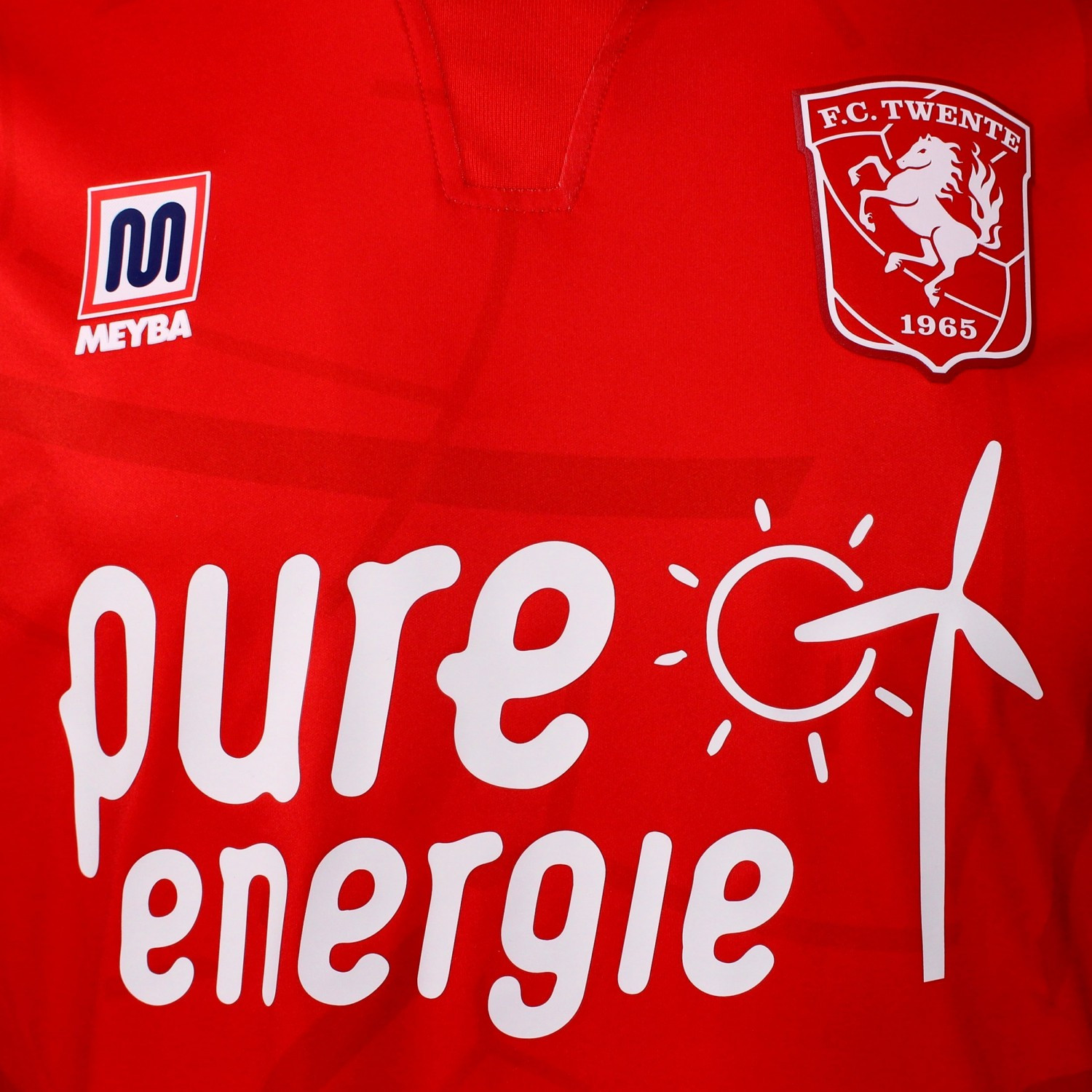 FC Twente 2021-22 Home Kit