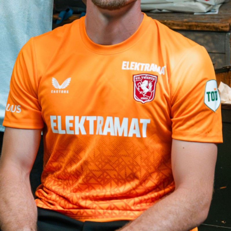 FC Twente 2024-25 GK 2 Kit