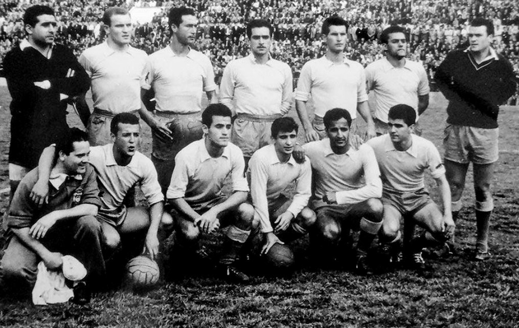 UD Las Palmas 1957-58 Home Kit