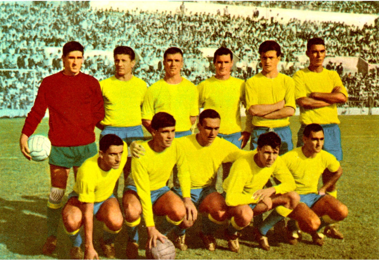 UD Las Palmas 1964-65 Home Kit