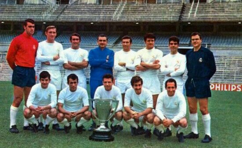 Real Madrid 1967-68 GK Home Kit