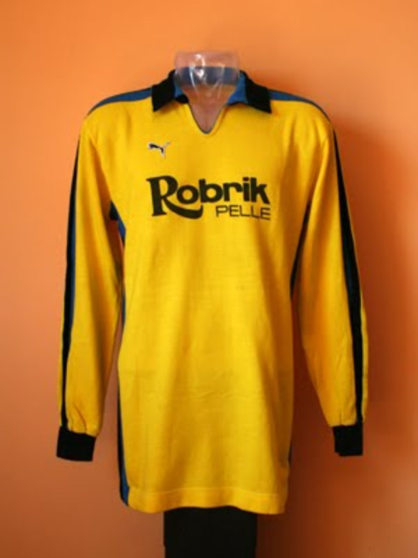 Pisa 1982-83 Away Kit