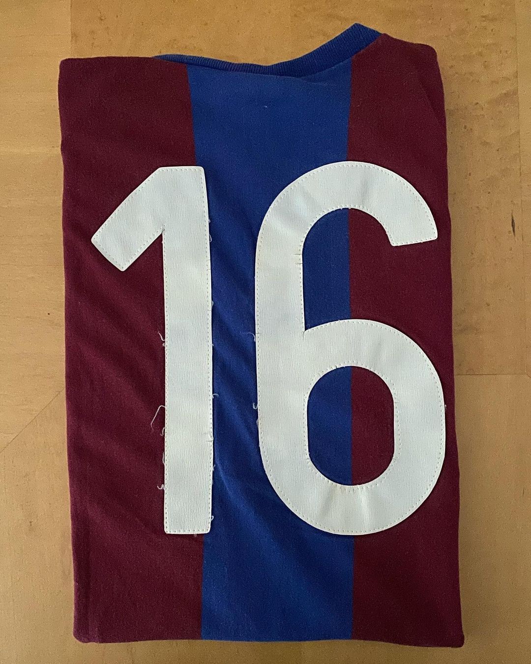 FC Barcelona 1973-74 Home Kit