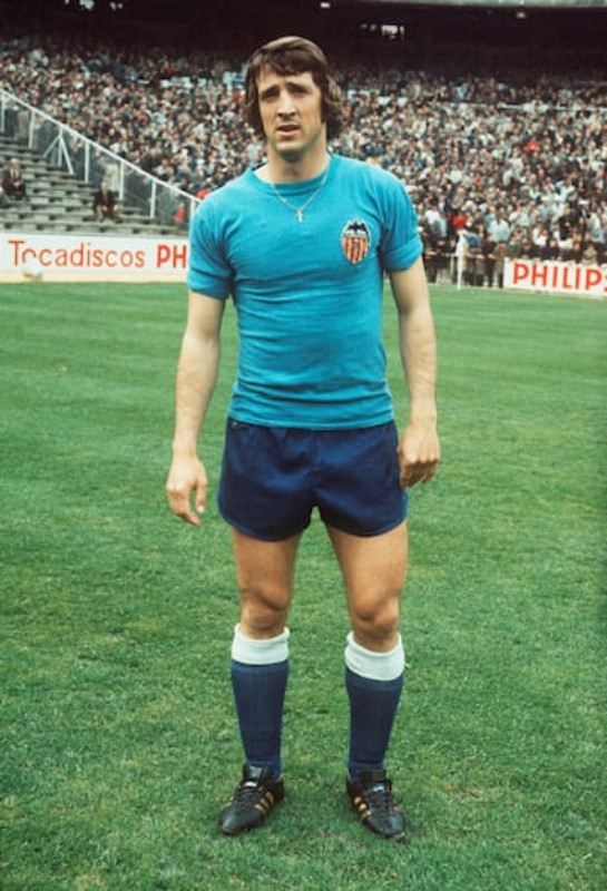 Valencia CF 1973-74 Third Kit
