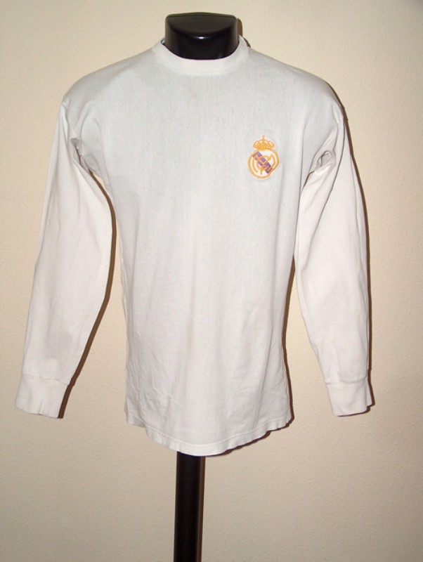 Real Madrid 1974-75 Home Kit