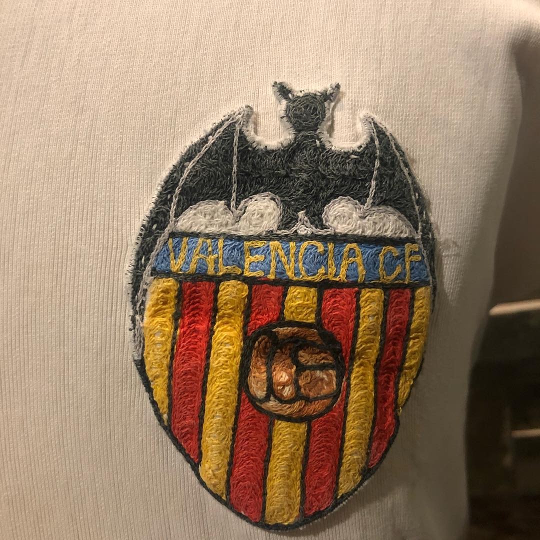 Valencia CF 1975-76 Home Kit