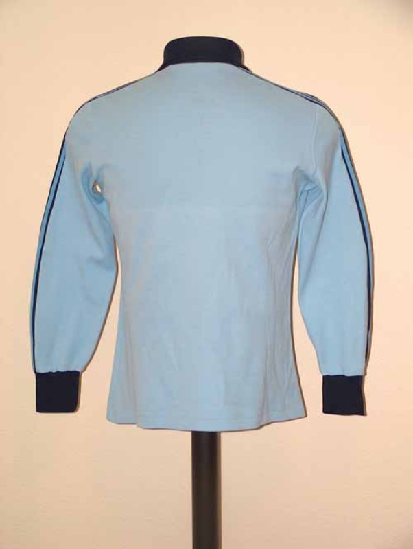 Real Madrid 1976-77 GK Away Kit