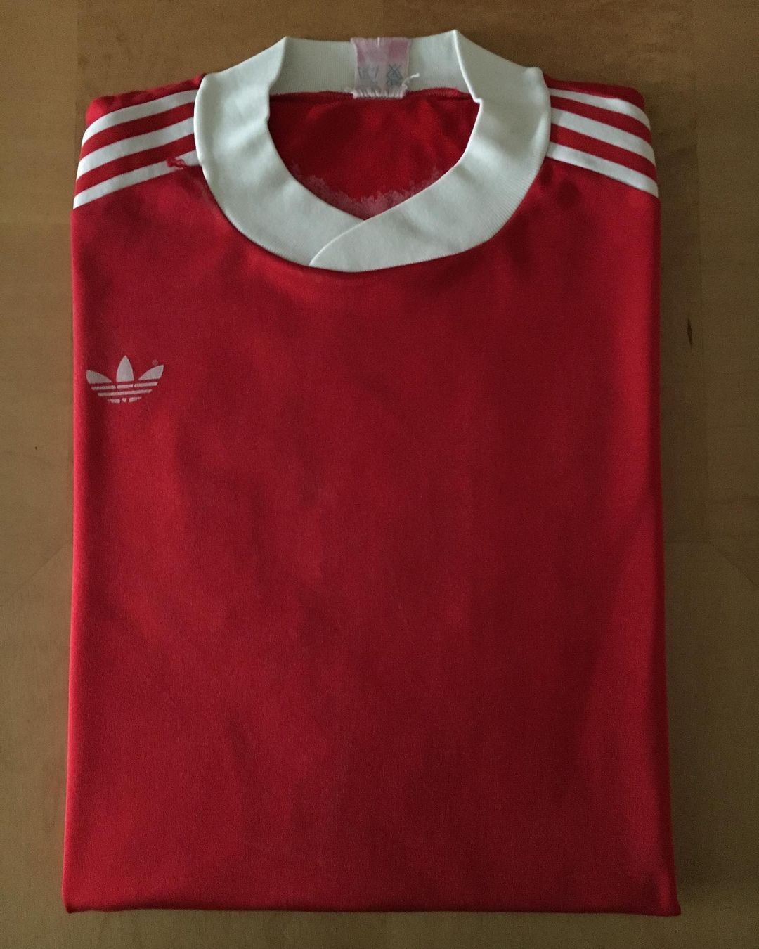 Burgos CF 1976-77 Away Kit