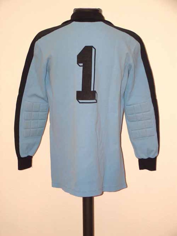 Real Madrid 1977-78 GK Third Kit