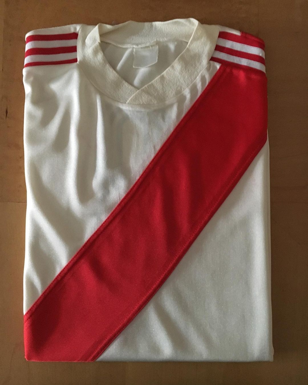 Rayo Vallecano 1978-79 Home Kit